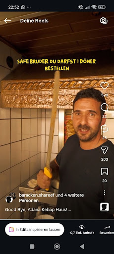 Ausgewählter Video Content mit einem Mann hinter der Theke eines Dönerladens und gelber Texteinblendung